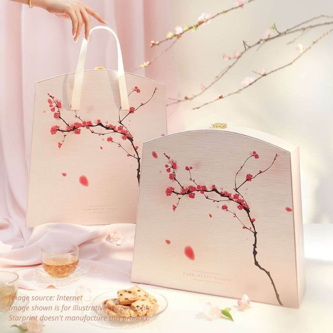 Oct Post 1 PH Pic 2 min Park Hyatt luxury gift box